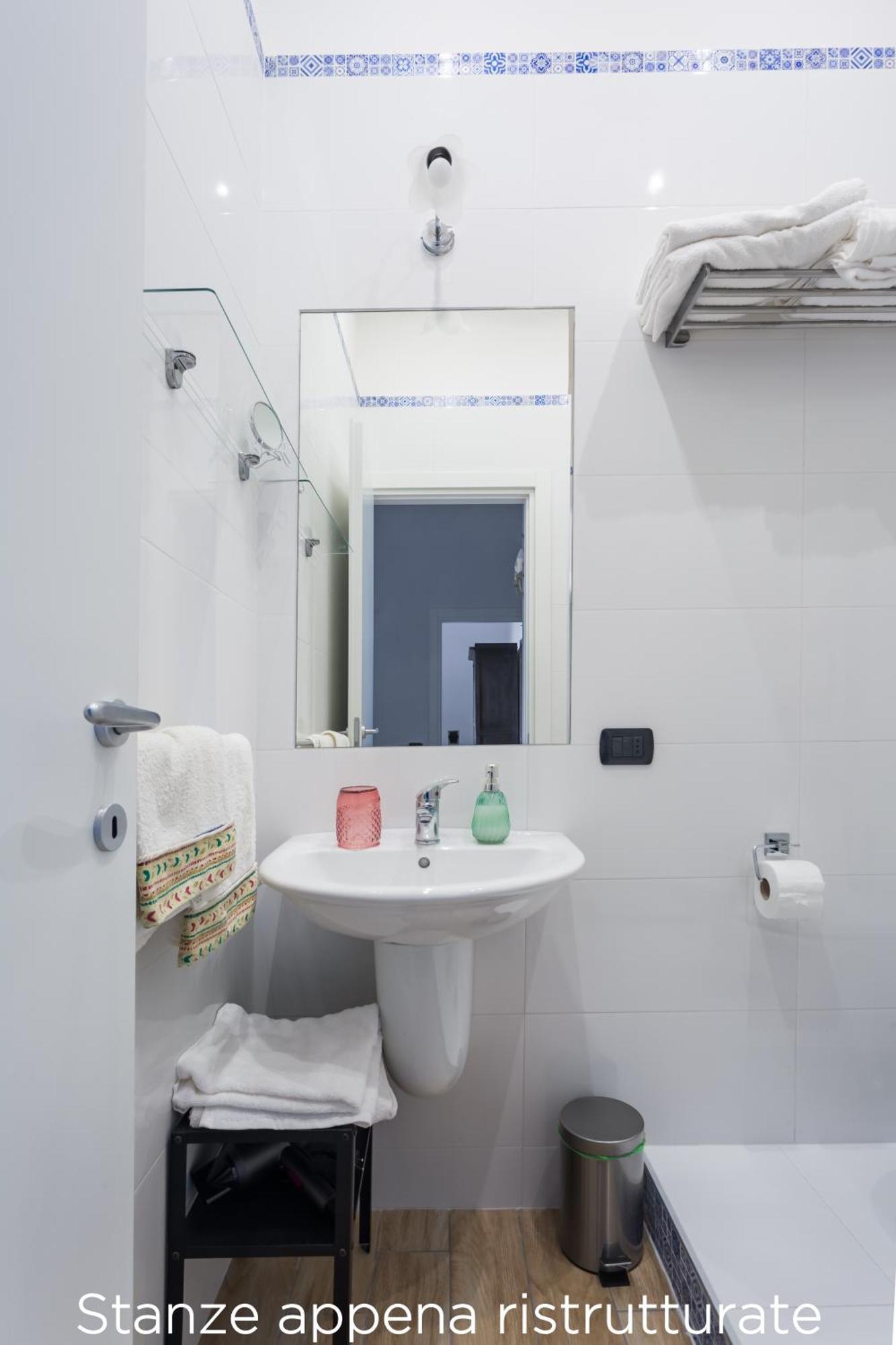 B&B Le Stanze Dei Mille Neapol Zewnętrze zdjęcie